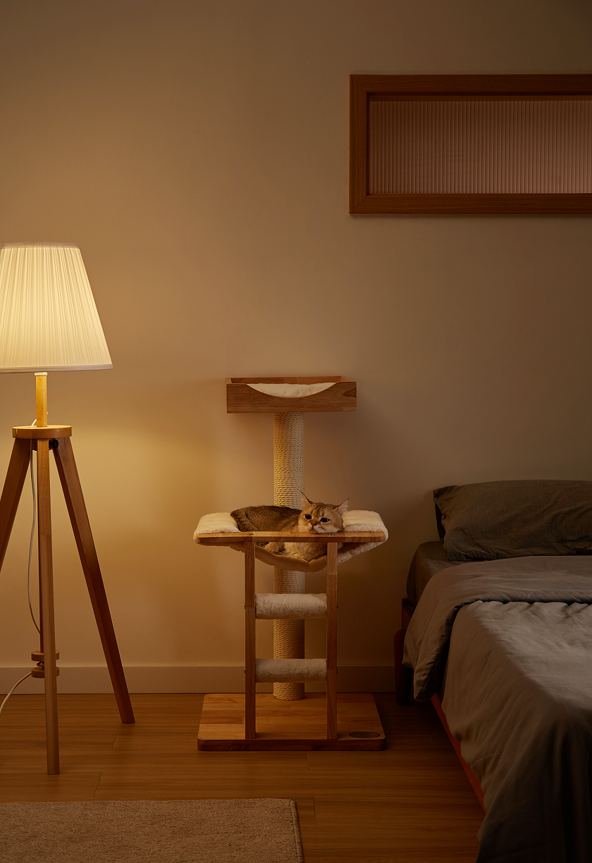 Kattenmeubel Klimrek met Krabpalen en Kattenmand